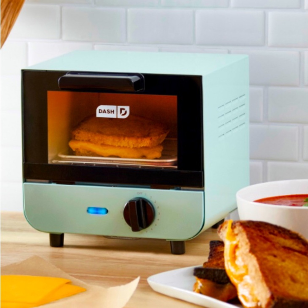 Dash Mini Toaster Oven ion Aqua
